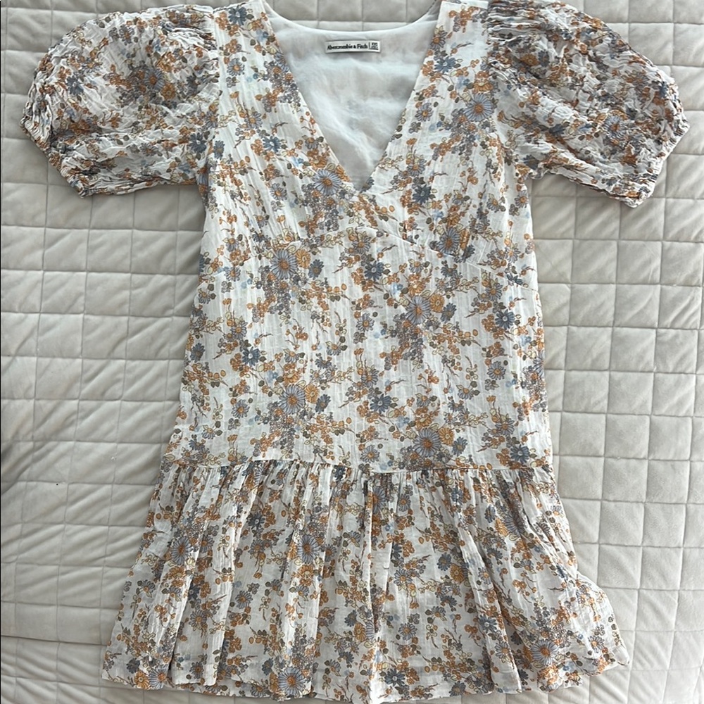 A&F Floral Puff Sleeve Dress